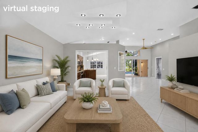 7558 Ironbridge Circle, Delray Beach, FL 33446