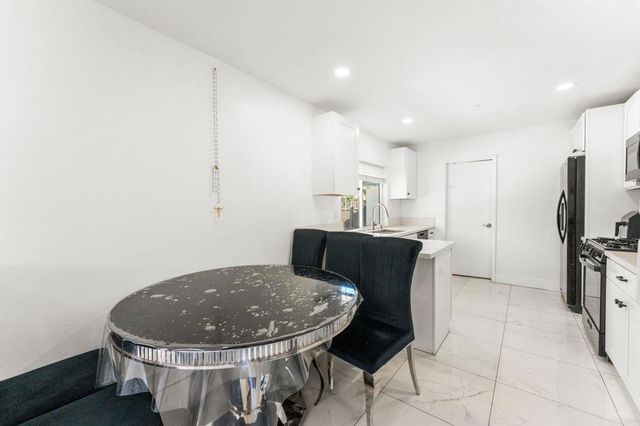 160 Cedar Street, El Cajon, CA 92021