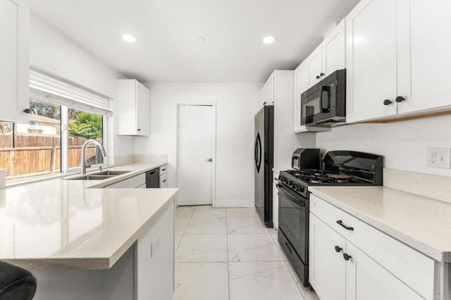 160 Cedar Street, El Cajon, CA 92021