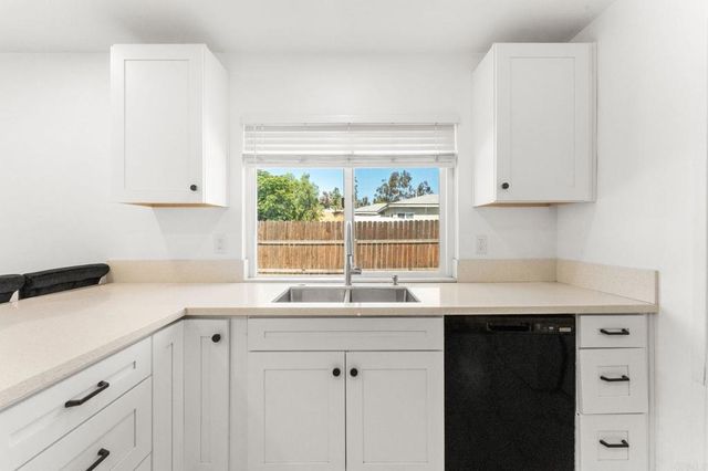 160 Cedar Street, El Cajon, CA 92021