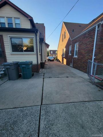 6520 Hartwell Street, Dearborn, MI 48126