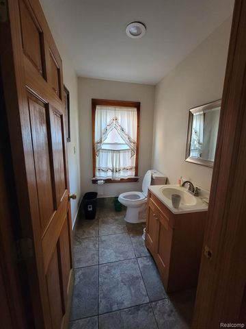 6520 Hartwell Street, Dearborn, MI 48126