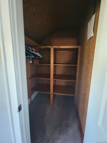 6520 Hartwell Street, Dearborn, MI 48126