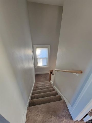 6520 Hartwell Street, Dearborn, MI 48126