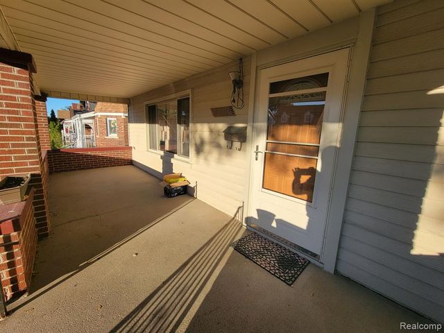 6520 Hartwell Street, Dearborn, MI 48126