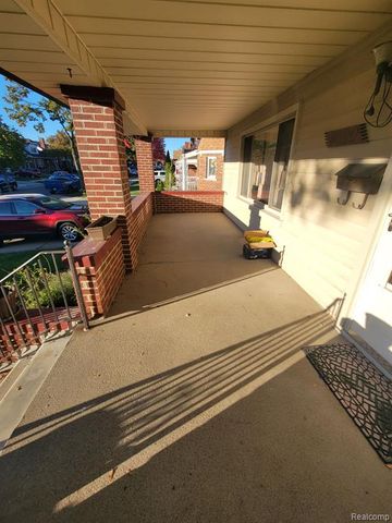 6520 Hartwell Street, Dearborn, MI 48126