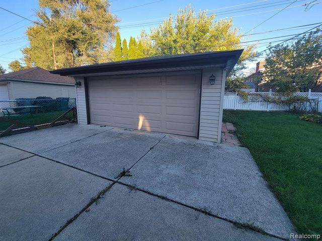 6520 Hartwell Street, Dearborn, MI 48126