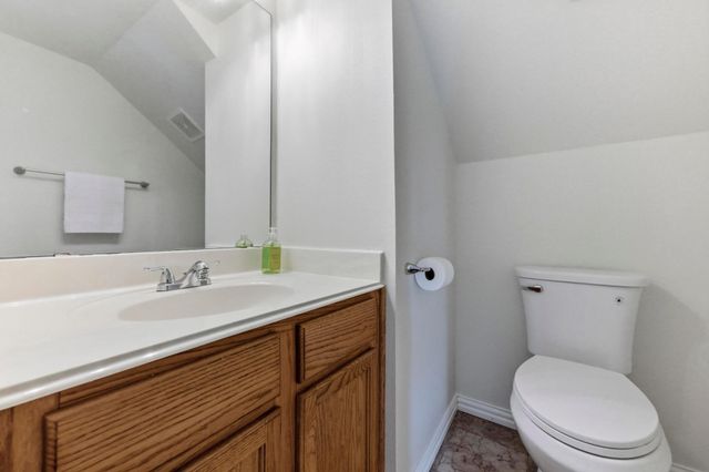 700 Faircrest DR, Buda, TX 78610