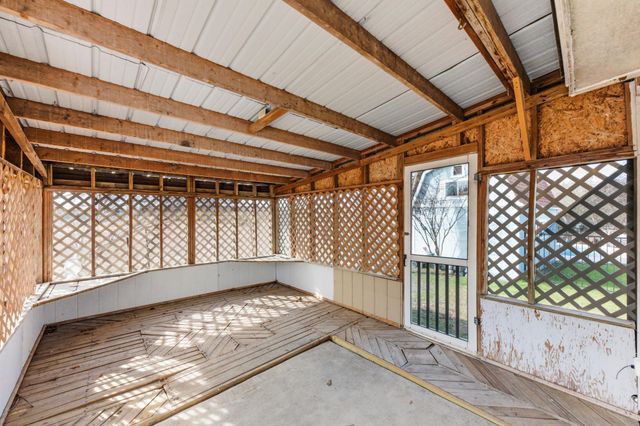 700 Faircrest DR, Buda, TX 78610