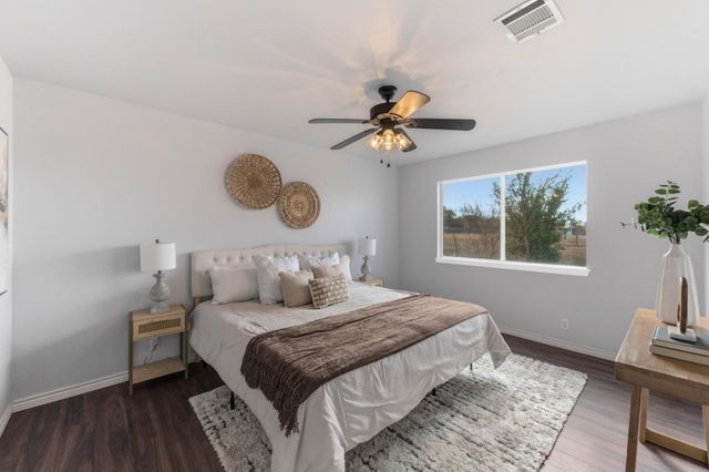 700 Faircrest DR, Buda, TX 78610