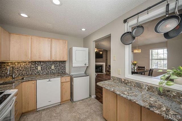 1450 Bluebird Terrace, Brentwood, MO 63144