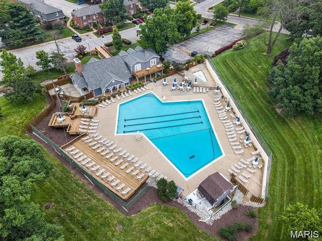 1450 Bluebird Terrace, Brentwood, MO 63144