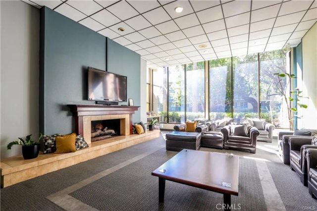 564 N Bellflower Boulevard 218, Long Beach, CA 90814