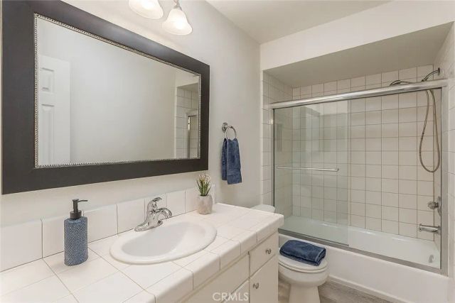 564 N Bellflower Boulevard 218, Long Beach, CA 90814