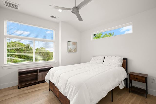 3506 Pennsylvania Ave 1, Austin, TX 78721