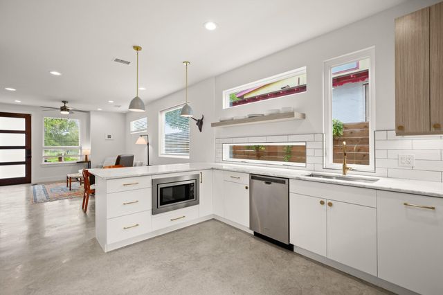 3506 Pennsylvania Ave 1, Austin, TX 78721