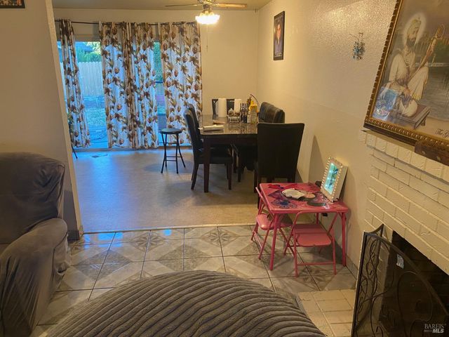 505 Crested Dr, Suisun City, CA 94585