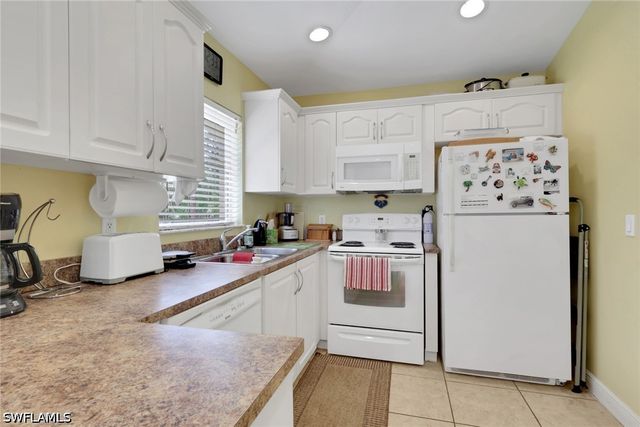 3110 Desoto BLVD S, Naples, FL 34117