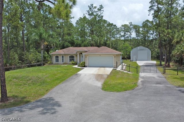 3110 Desoto BLVD S, Naples, FL 34117