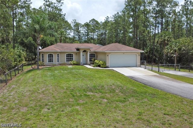 3110 Desoto BLVD S, Naples, FL 34117
