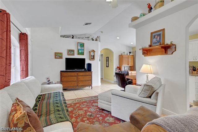 3110 Desoto BLVD S, Naples, FL 34117