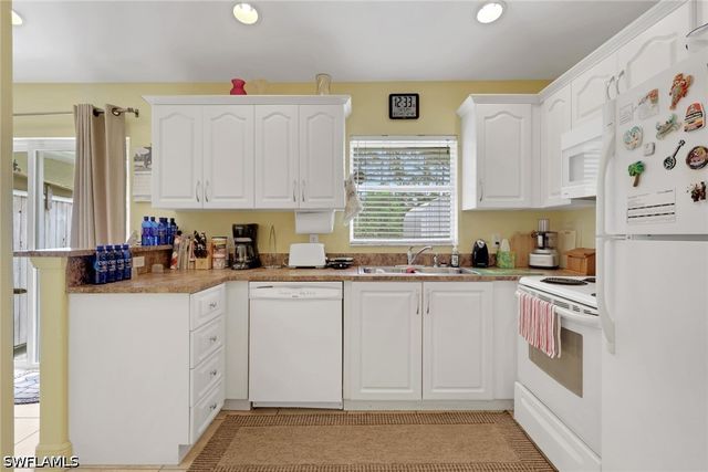 3110 Desoto BLVD S, Naples, FL 34117