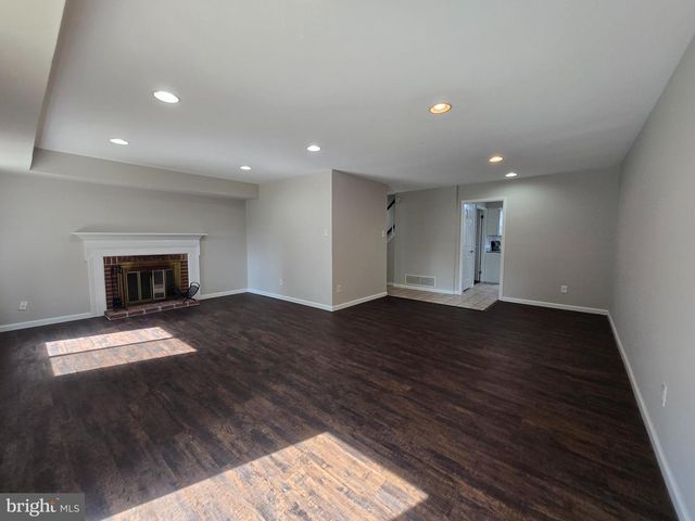 1006 WORTHINGTON DR, Exton, PA 19341