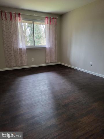 1006 WORTHINGTON DR, Exton, PA 19341