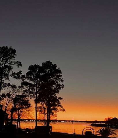 12323 Longmire Cove, Conroe, TX 77304