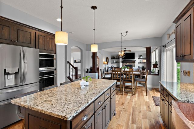 19320 Hudson Court, Lakeville, MN 55044