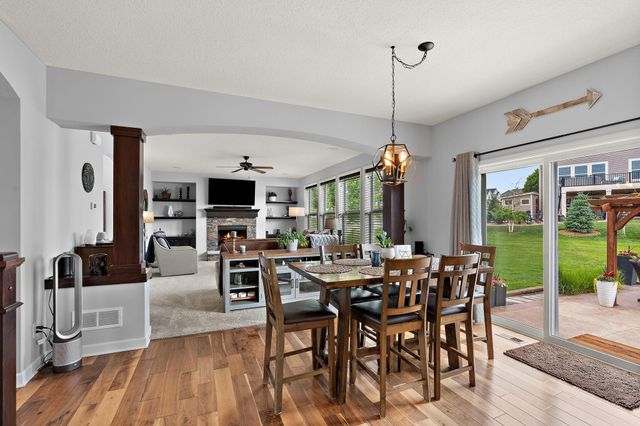 19320 Hudson Court, Lakeville, MN 55044