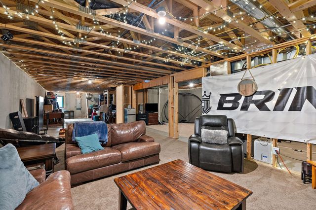 19320 Hudson Court, Lakeville, MN 55044