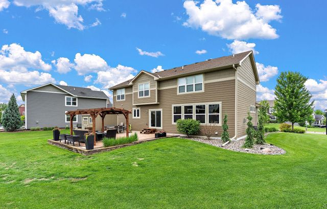 19320 Hudson Court, Lakeville, MN 55044