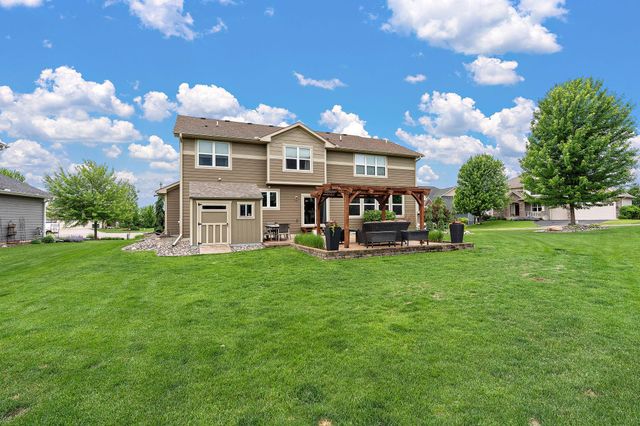19320 Hudson Court, Lakeville, MN 55044