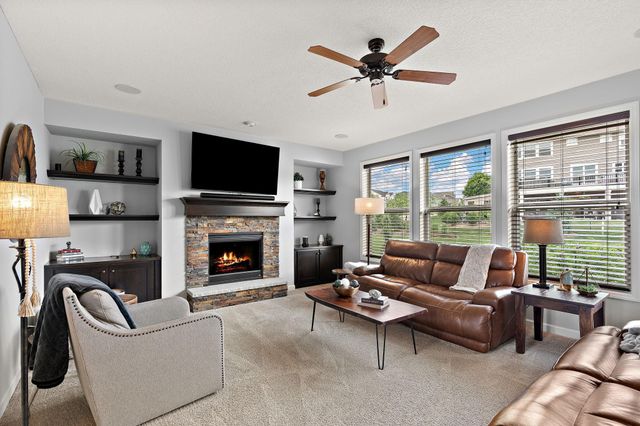 19320 Hudson Court, Lakeville, MN 55044