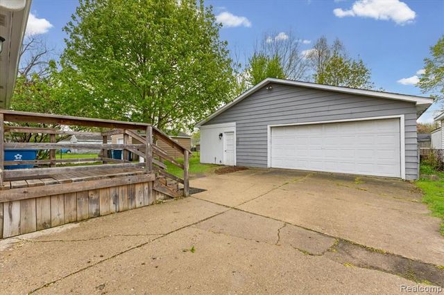 719 Hartner Drive, Holly, MI 48442