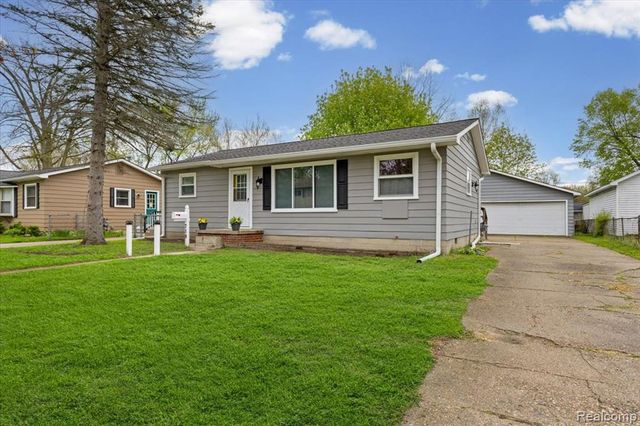 719 Hartner Drive, Holly, MI 48442