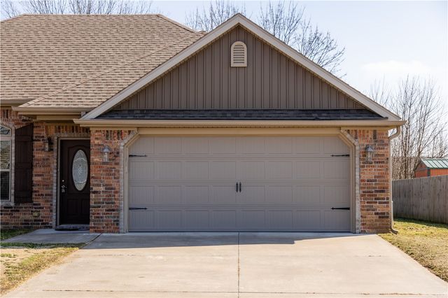 1631 Citation Lane, Prairie Grove, AR 72753