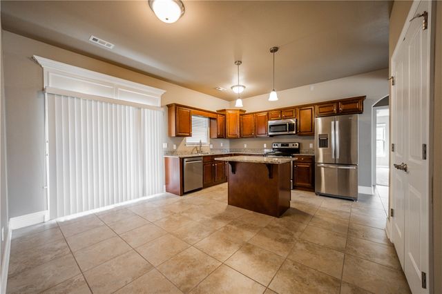 1631 Citation Lane, Prairie Grove, AR 72753