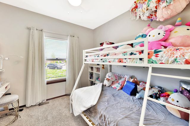 2025 E Clover Ct, Andover, KS 67002