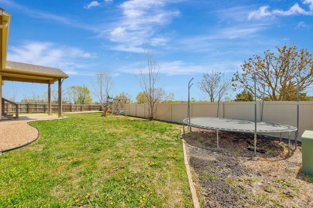 2025 E Clover Ct, Andover, KS 67002