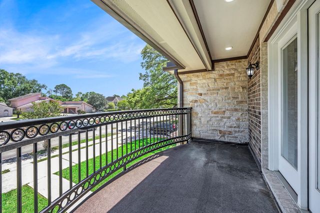 7711 Antoine Drive, Houston, TX 77088
