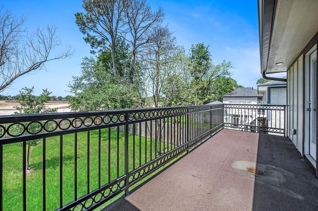 7711 Antoine Drive, Houston, TX 77088