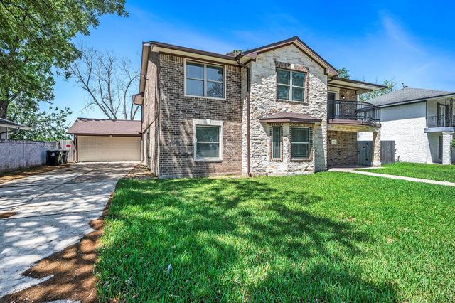 7711 Antoine Drive, Houston, TX 77088