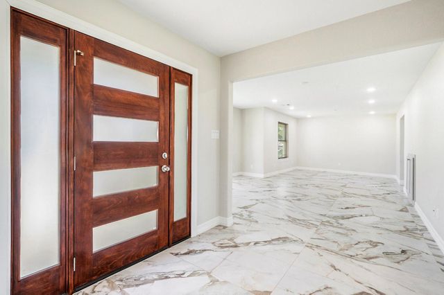 7711 Antoine Drive, Houston, TX 77088