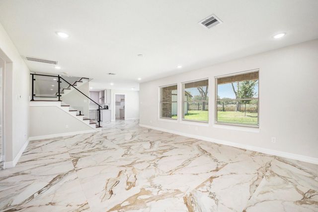 7711 Antoine Drive, Houston, TX 77088
