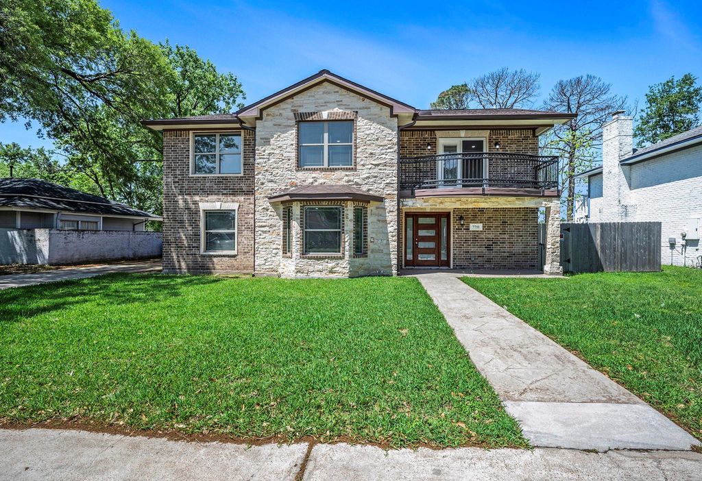7711 Antoine Drive, Houston, TX 77088