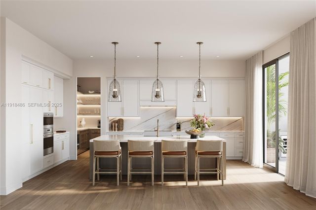 65 S Palm Ave 804, Sarasota, FL 34236