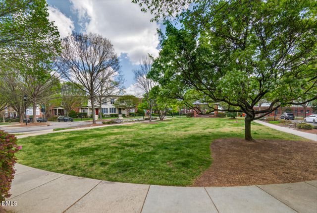 142 Finsbury Street, Durham, NC 27703