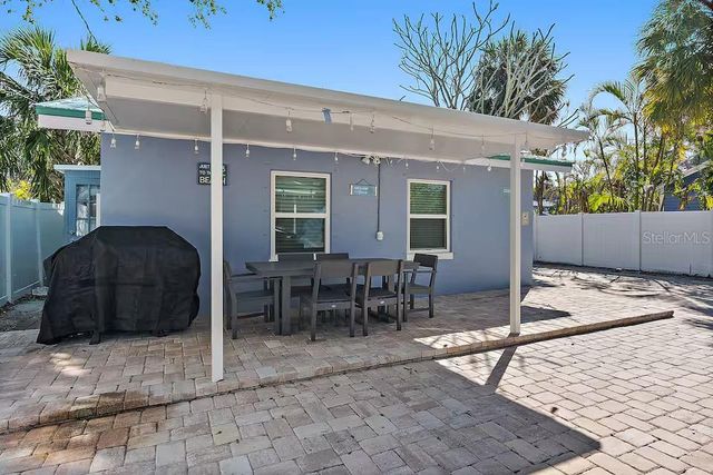 724 GULF BOULEVARD, Indian Rocks Beach, FL 33785